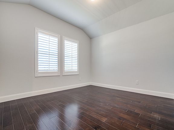 3rd image of 3042 Ivywood Pl