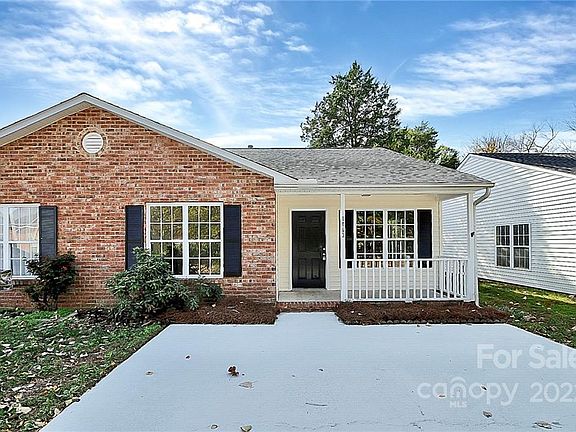 3rd image of 1063 Park Meadow Dr