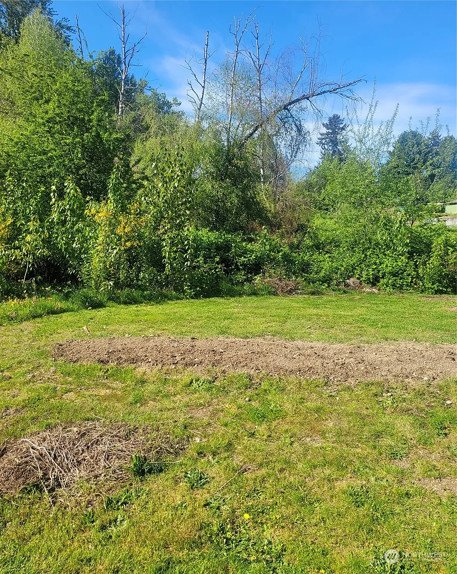 10422 12th Avenue SW photo 1