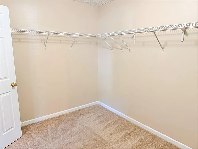 1210 Skylar Ridge Cir — Photo 22