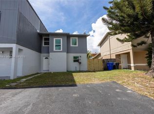 7934 SW 4th Pl, Pompano Beach, FL 33068