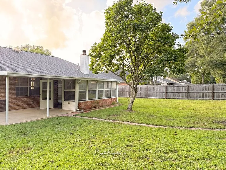 2520 Southern Oaks Dr — Photo 28