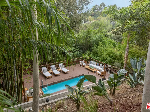 3184 Deronda Dr, Los Angeles, CA 90068