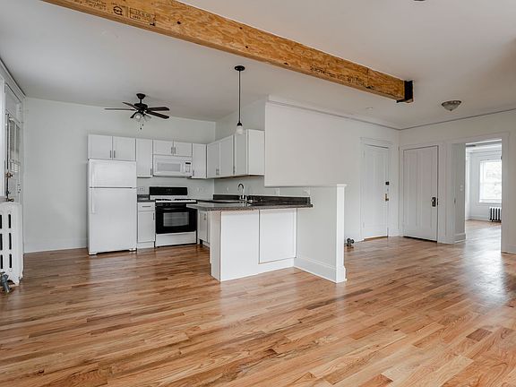 3rd image of 4908-4918 N Glenwood Ave #4918-3S