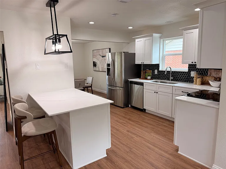 3303 Freshmeadows Dr — Photo 12