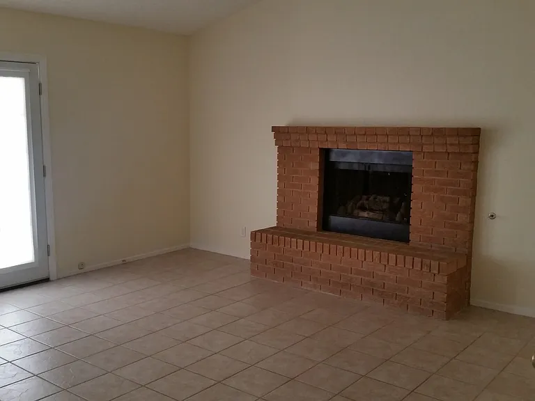 4444 Dusty Trail St — Photo 7