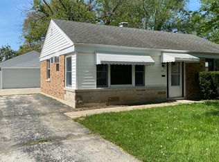 114 Peach St, Park Forest, IL