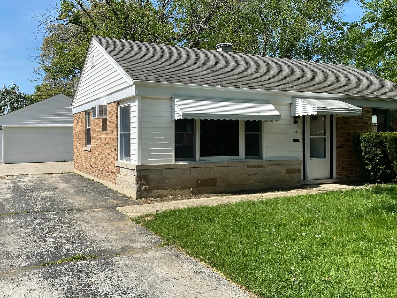 114 Peach St photo 1