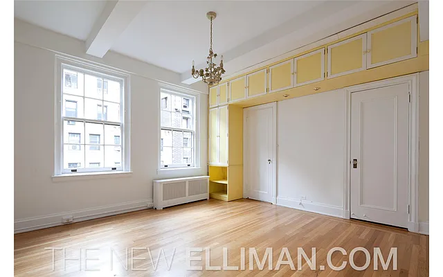 Sold by Douglas Elliman | media 18