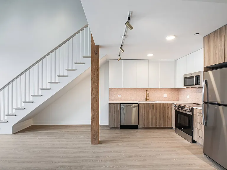 Lofts at Avenir — Photo 13
