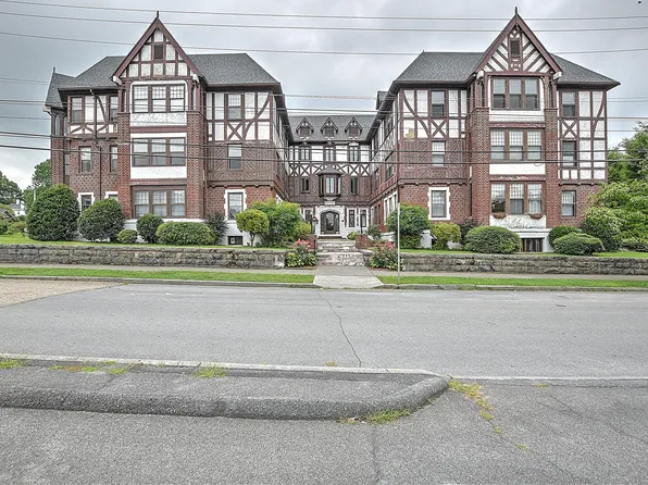 701 Locust St APT 18, Johnson City, TN 37604