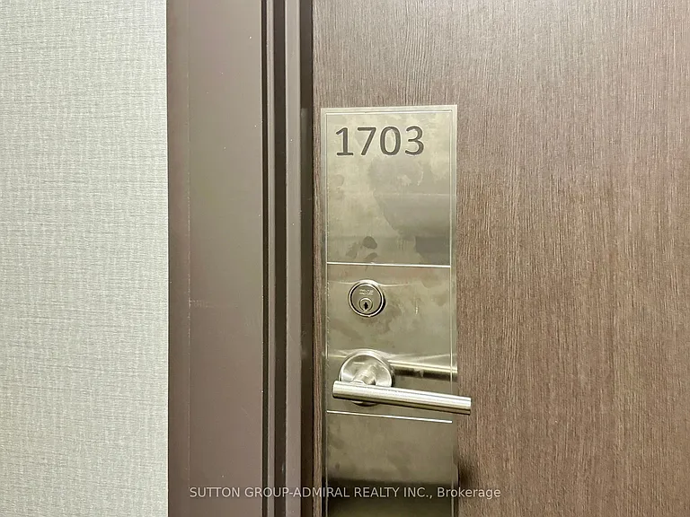 7890 Bathurst St #1703 — Photo 20