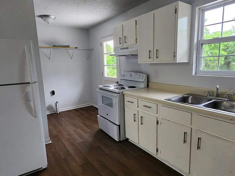 89 County Road 1247 — Photo 5
