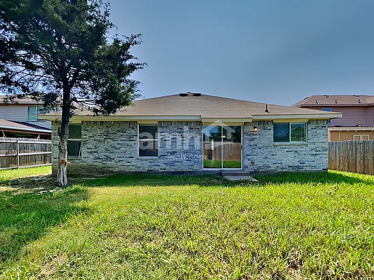 4713 Bridlewood Ln — Photo 18