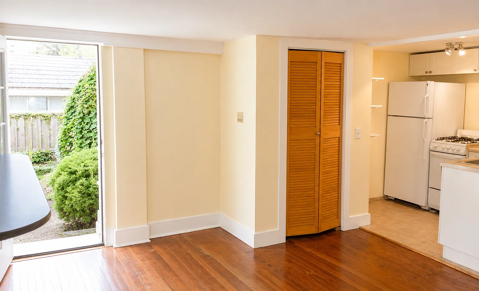 1 bed, 500 sqft, $1,745 — Photo 2