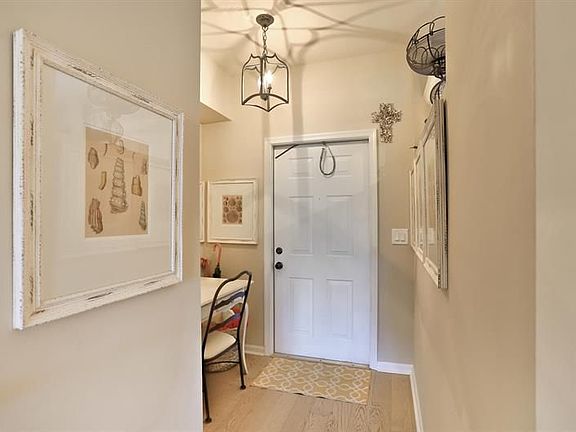 5th image of 1067 Kokomo Key Ln
