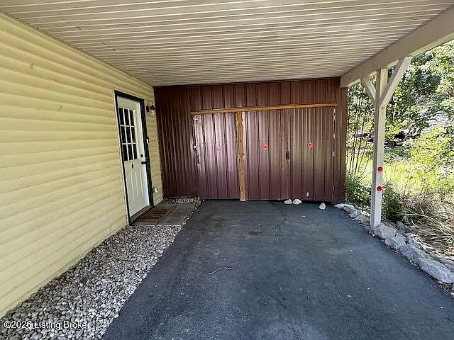401 Embry Villa Dr — Photo 3