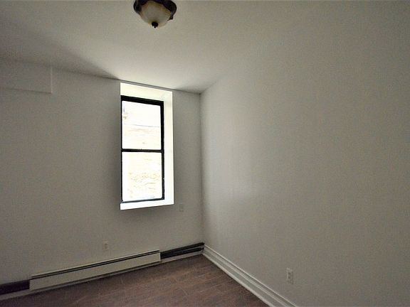 5th image of 541 W 144th St #Basement