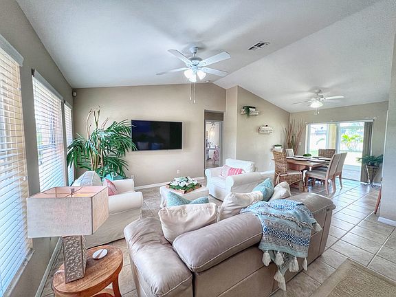 Living Room & Dinning Room