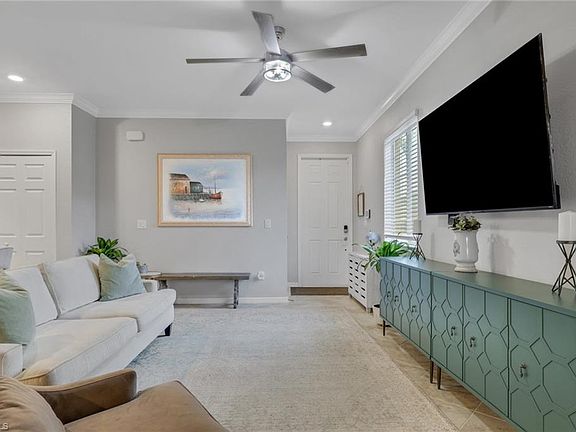 2nd image of 10100 Tin Maple DR #11