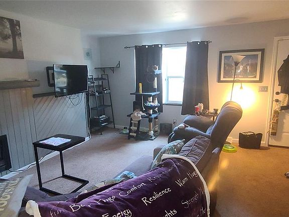 3rd image of 4583 S Lowell Blvd