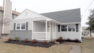 2nd image of 1725 Bay Ave