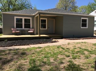 703 S Central Ave, Mulvane, KS 67110