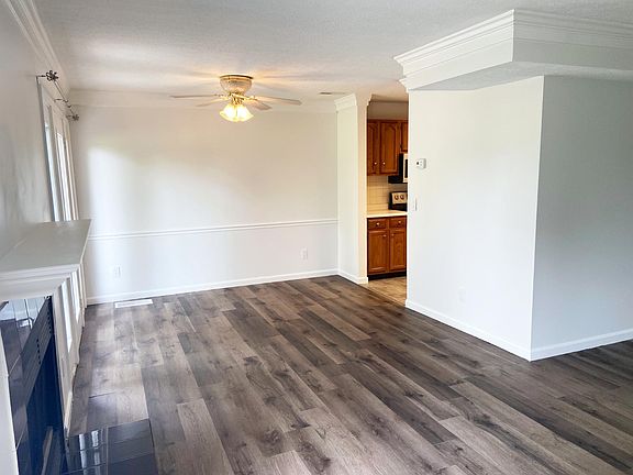 5th image of 9982 Shamrock Ln