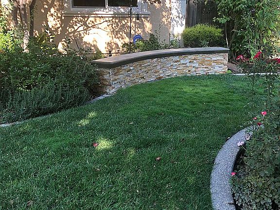 5th image of 3539 Lakewood Dr