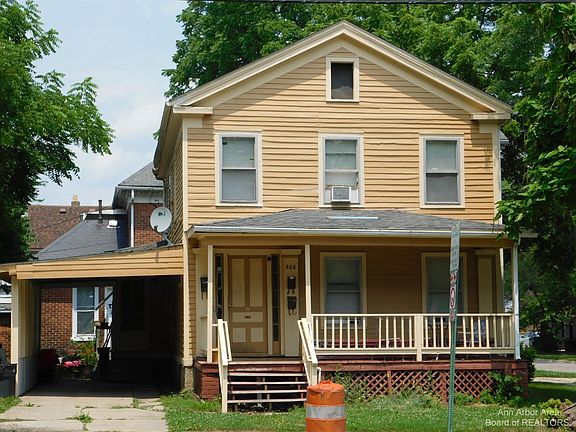 3rd image of 506 Emmet St