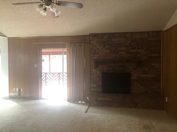 2nd image of 3626 Auburn Dr