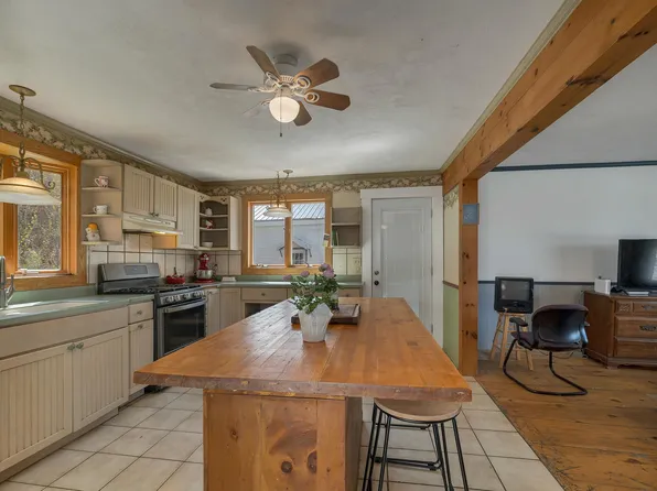 328 Prospect Street, Franklin, NH 03235