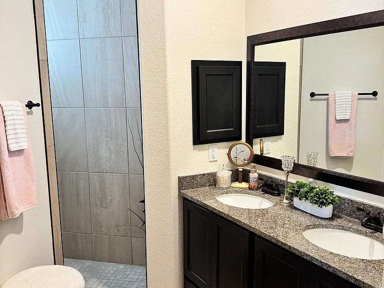 14953 Hill Ridge Ct — Photo 3