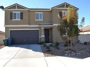 3128 Garnet Ln, Lancaster, CA 93535