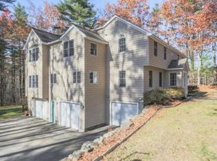 37 Beverlee Rd, Tyngsboro, MA 01879