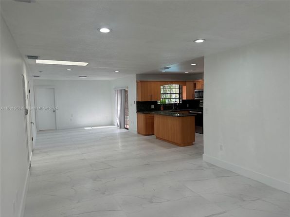 hialeah-florida-43959392 picture