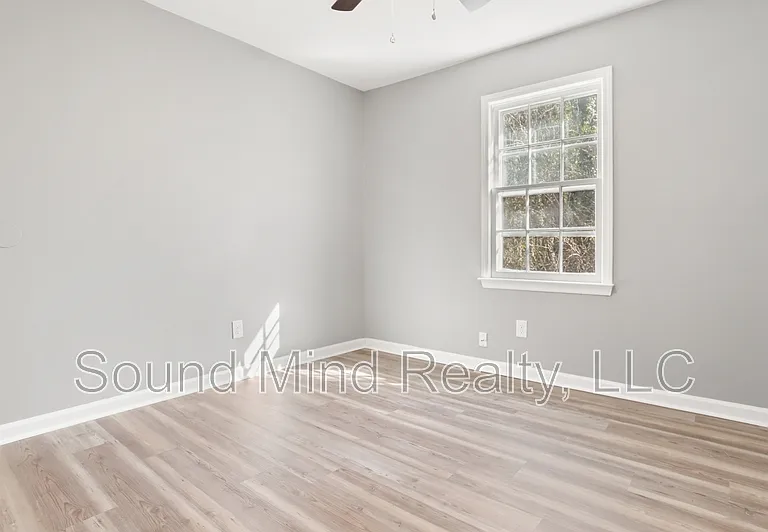 1401 Sportsman Trl — Photo 12