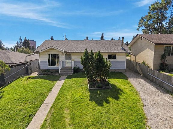 2nd image of 619 N 101st Ave SW