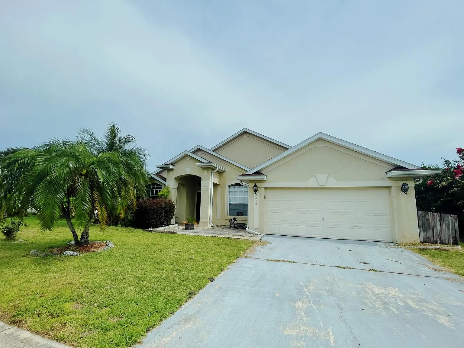3 bed, 1739 sqft, $2,500 — Photo 2