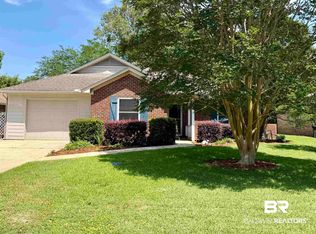 6 McCue Cir, Fairhope, AL 36532