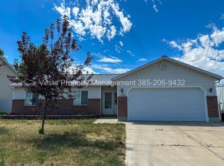 1293 W 570 N, Clinton, UT 84015