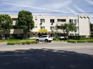 5000 Coldwater Canyon Ave APT 4, Sherman Oaks, CA 91423