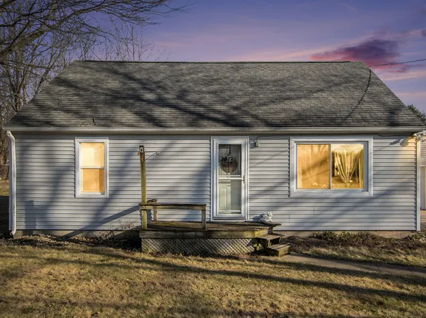2694 W D Ave, Kalamazoo, MI 49009