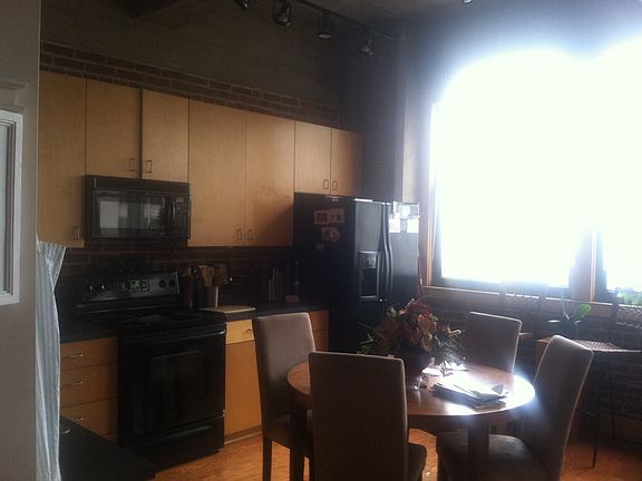 3rd image of 1324 Washington Ave APT 400