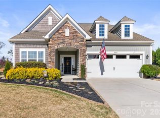 2003 Harvest Time Ln, Waxhaw, NC 28173