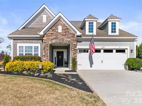 2003 Harvest Time Ln, Waxhaw, NC 28173