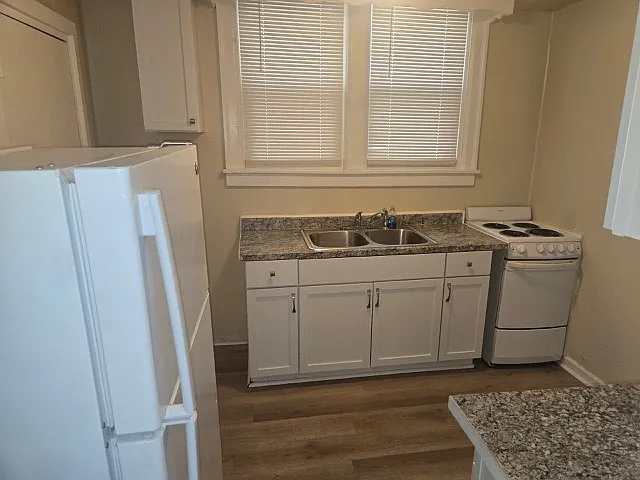 394 W Ferry St — Photo 4