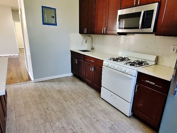 2nd image of 32-21 97th St #2EE