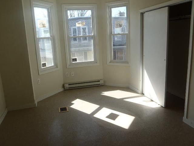 1st image of 1939 E Thayer St