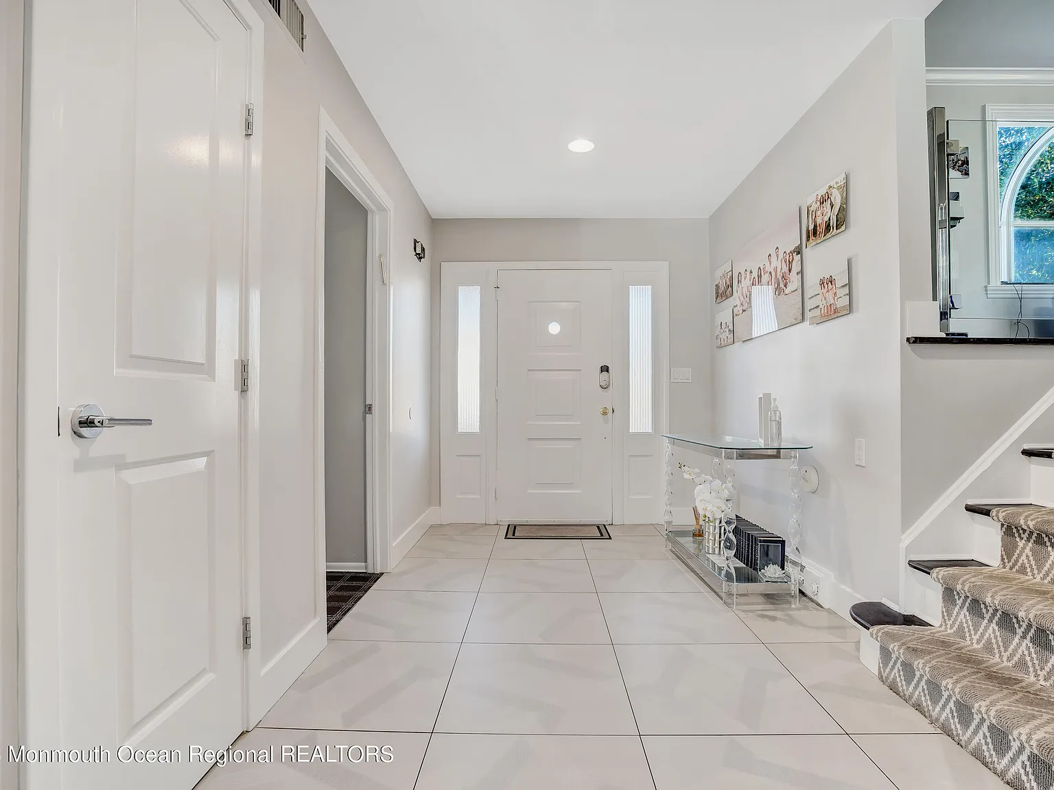 5 bed, 3129 sqft, $4,000 — Photo 2